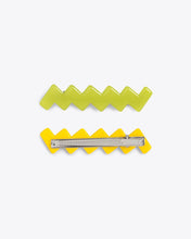 Load image into Gallery viewer, Thin Lines Alligator Clips - Lemon/Lime
