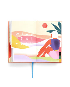 Classic 17-Month Academic Planner - Daisies