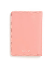 Load image into Gallery viewer, Getaway Passport Holder - Traveling Party

